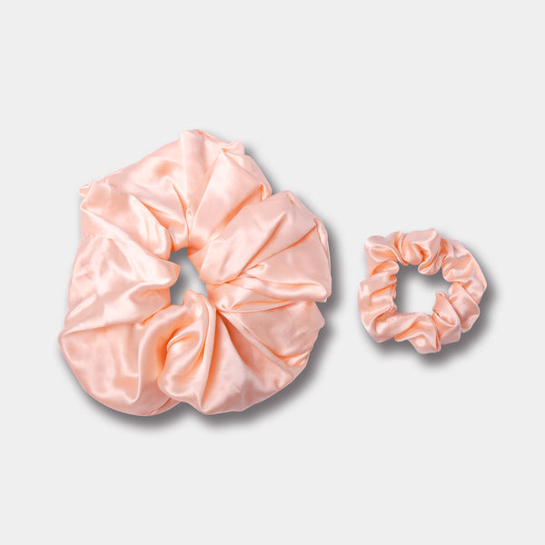 Silk pillowcase with the Statement Scrunchie set